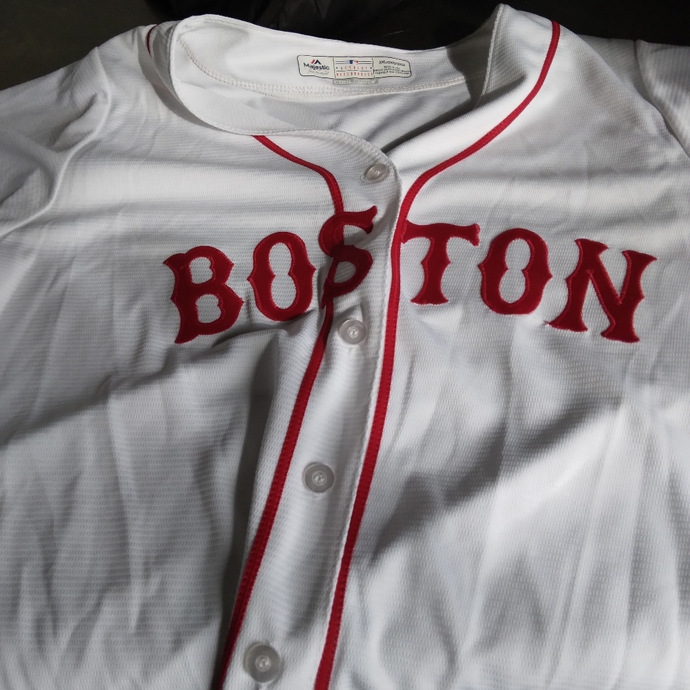 Woman's Throwback Boston Red Sox Jersey